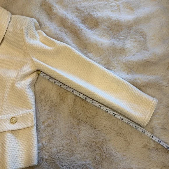 St. John Collection Cream Knit Jacket and Skirt Set - Picture 12 of 16